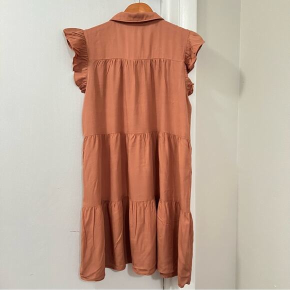 Lucky Brand FLUTTER SLEEVE TIERED SHIRTDRESS IN MOCHA MOUSSE - Picture 5 of 9